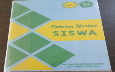 Program Ciri Khas - Buku Catatan Harian